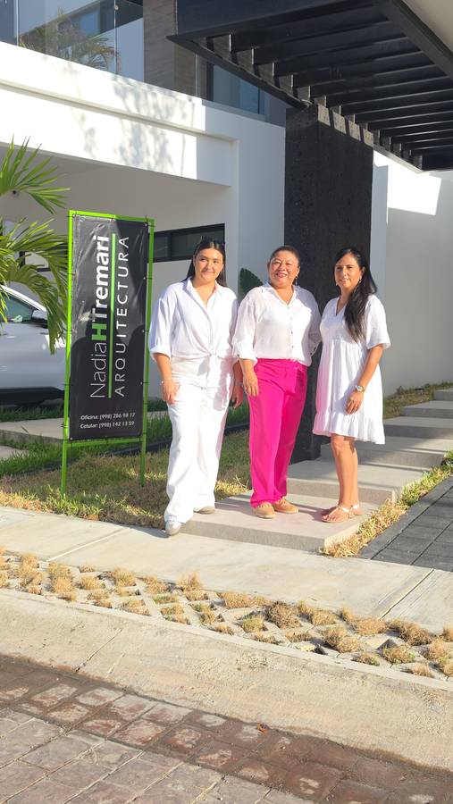 Equipo NHT en la entrega de Fuente de Eolo